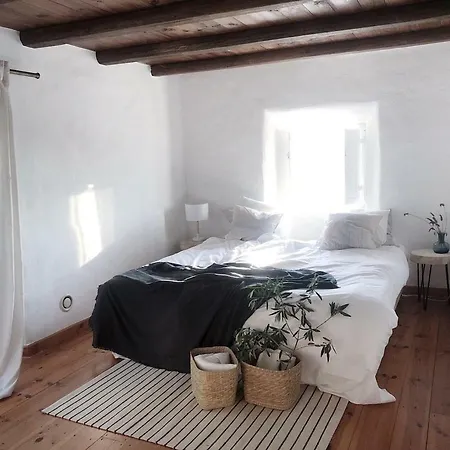 Oliveira Surf House Ericeira ヴィラ *