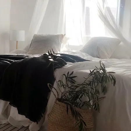 Oliveira Surf House Ericeira ヴィラ