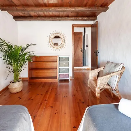 Oliveira Surf House Ericeira Santo Isidoro